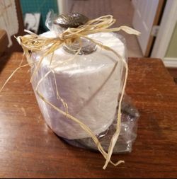 Horseshoe Toilet Paper Roll NEW give us gift