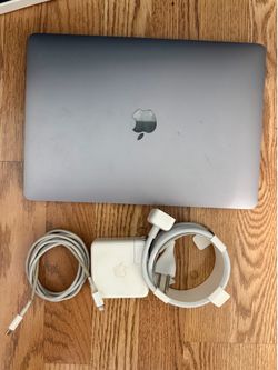 MacBook Pro 13 in