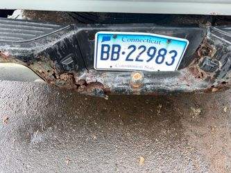NICE WORK PICKUP TRUCK, No issues at all. New tires, fresh tune up clean title,clean interior has a little body rust on the passenger side and on the 