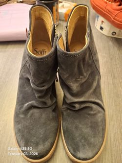 Womens Size 8.5 Sofft Siri Suede Wedge Booties Boots Dark Blue Soft Slouch 