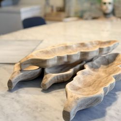 4 Wood dough bowl trays
