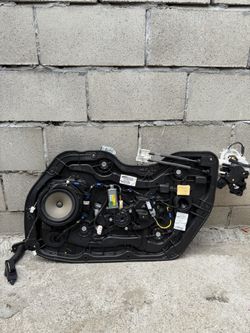 2011-2016 Hyundai Elantra Front Passenger Door Window Regulator