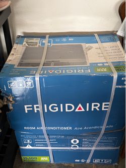 FRIGIDAIRE ROOM AC