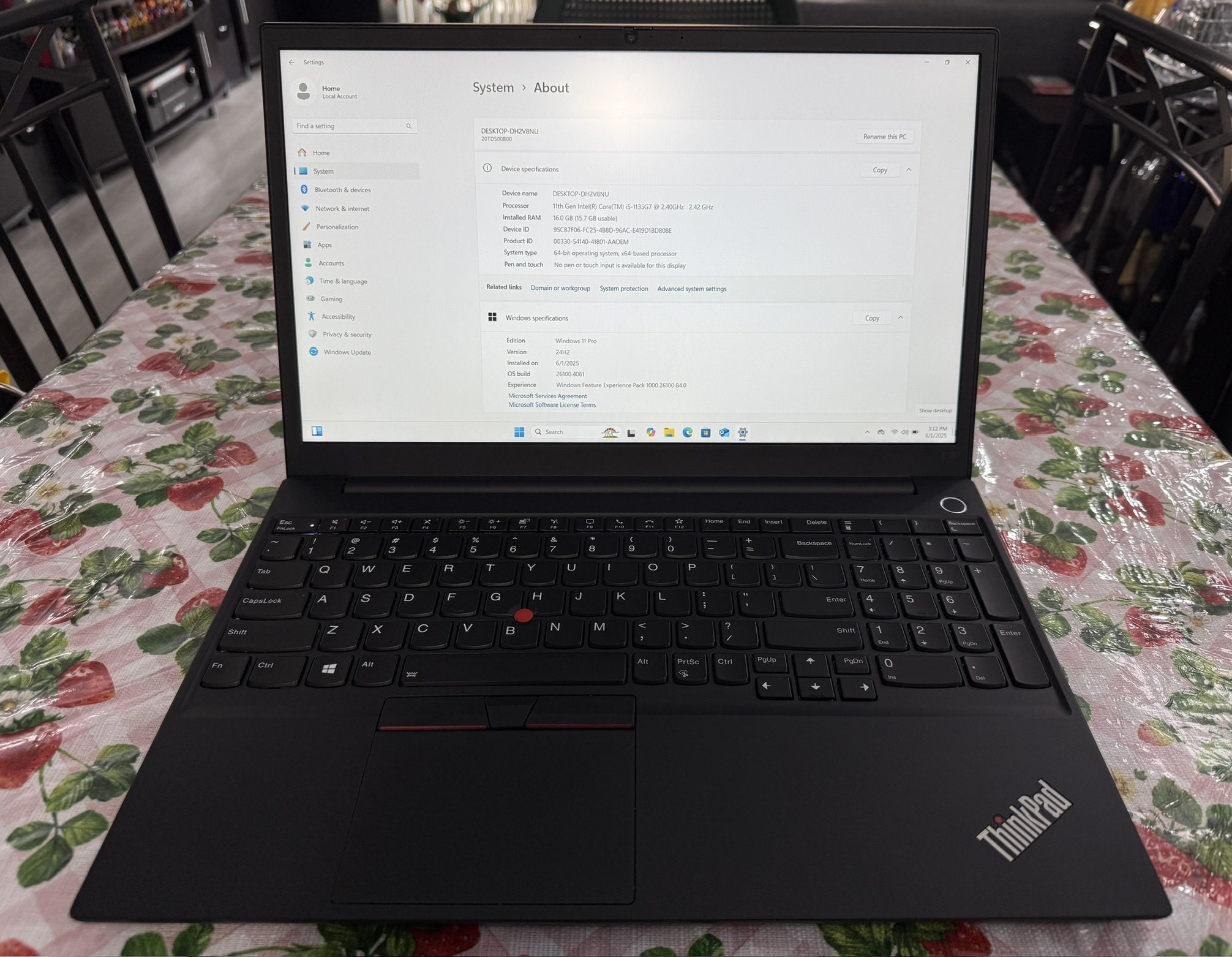 Lenovo ThinkPad E15 Core i5 16 GB RAM 768 GB SSD