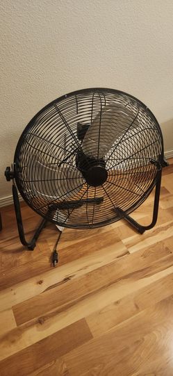 Amazon Basics Floor Fan