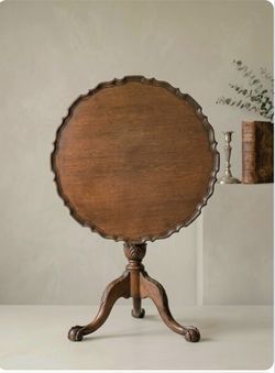 Mahogany Pie Crust Swivel Tilt-Top Table 32"