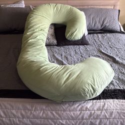 Maternity Pillow - LeachCo