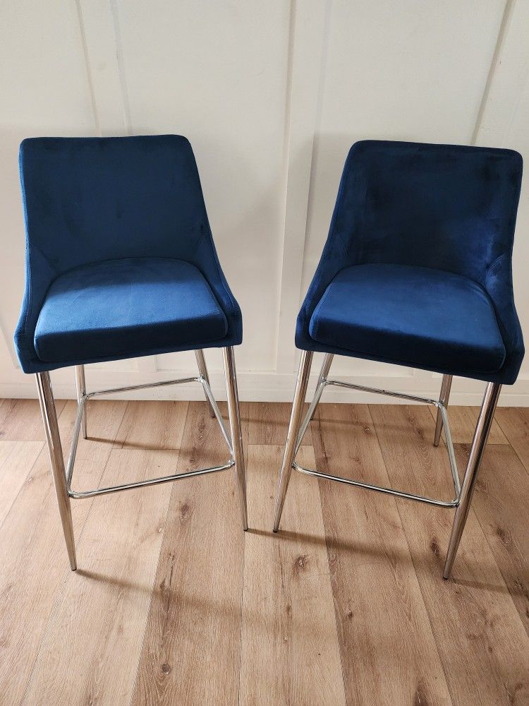 New Velvet Counter Bar Stools