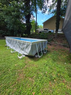 Index 16   feet  long  used still  good  condition  come with  everything
