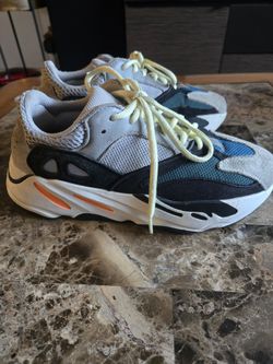 Yezzy Boost 700...6.5