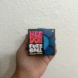 NeeDoh Fuzz Ball Flower Power 🌸🩵