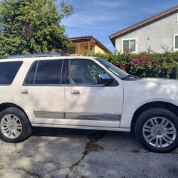 2012 Lincoln Navigator