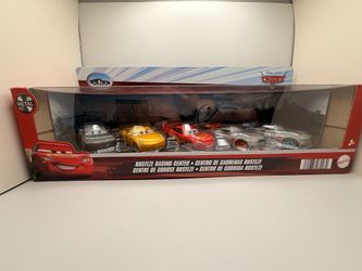 Disney Pixar Cars Rusteze Racing Center 5 pack