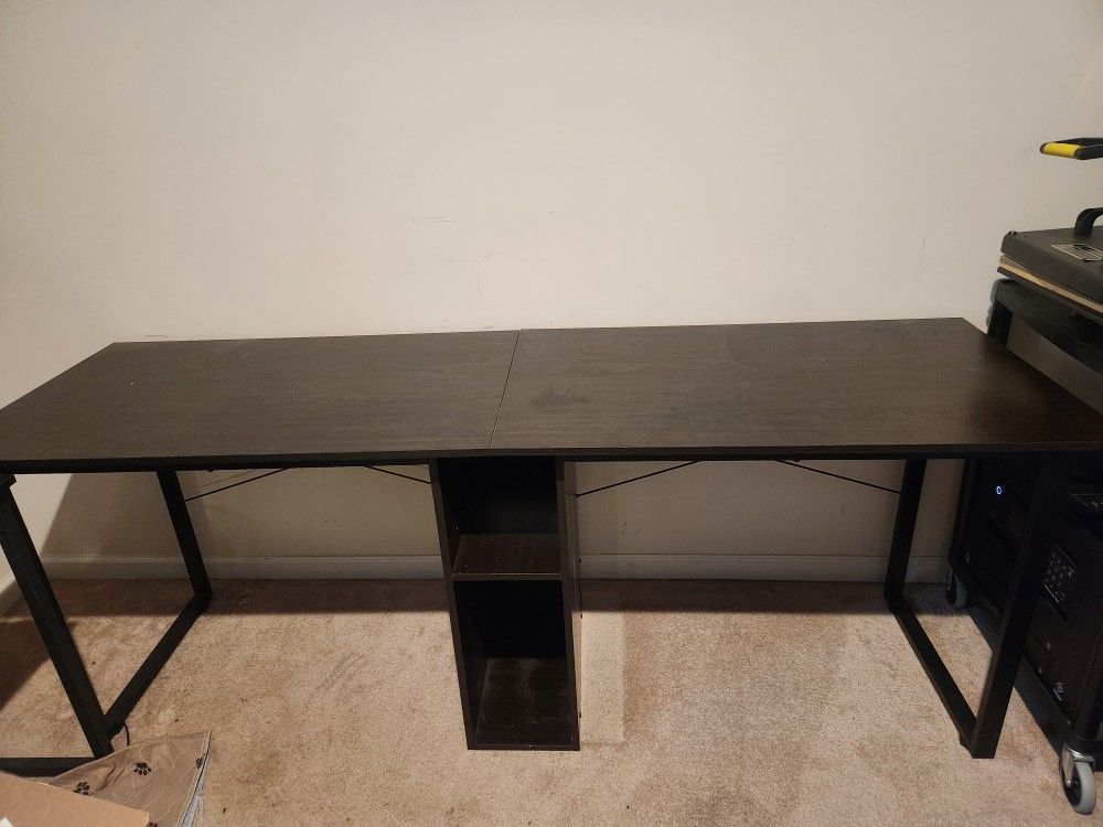 Double Desk 