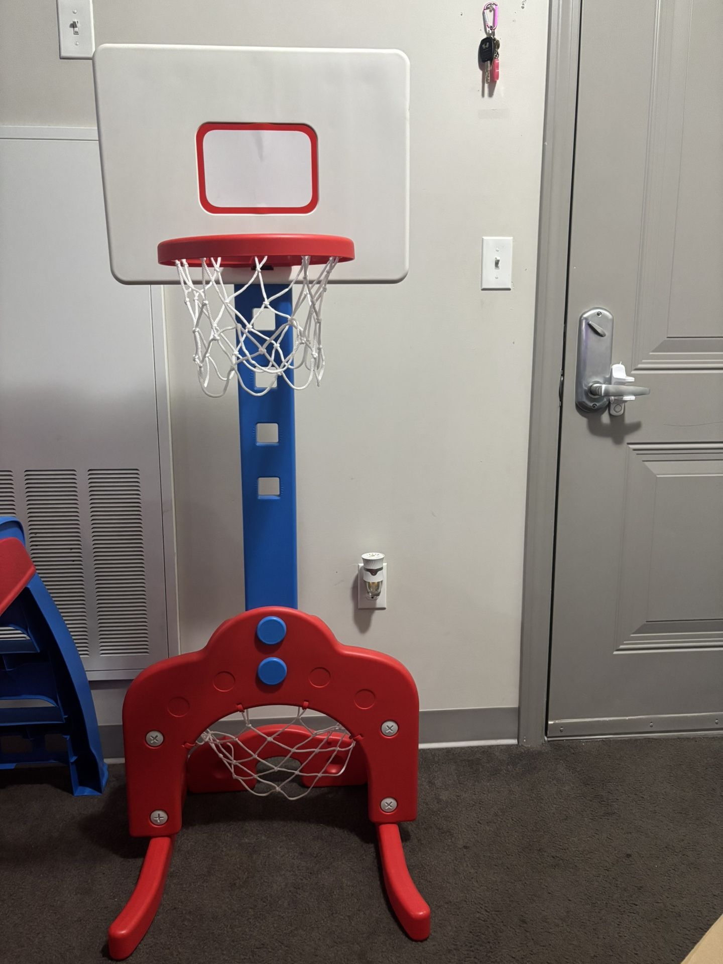 Kids Basketball Hoop & Slide