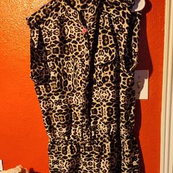 Dress Cheetah  1x Dress