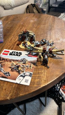 Lego Starwars Trouble On Tatooine 75299
