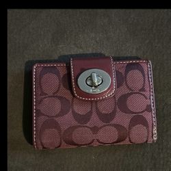 Coach Wallet Burgundy 