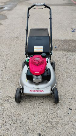 HONDA LAWNMOWER SELF PROPELLED