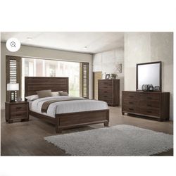 New King Bedroom Set 4 Pieces 