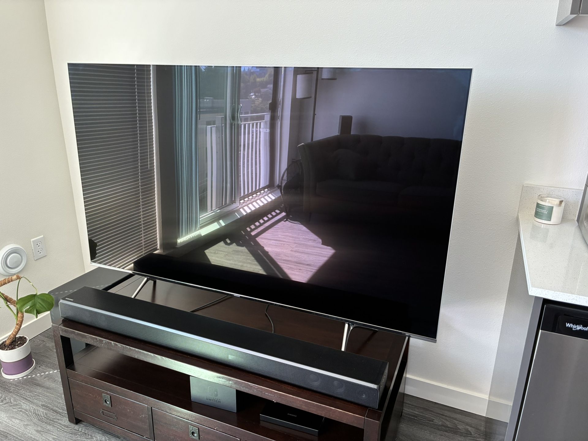Samsung un65ks8000fxza