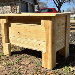 Reclam planter box