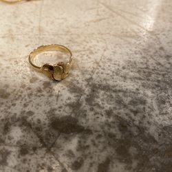 Beautiful Modern Style 14k Gold Ring 