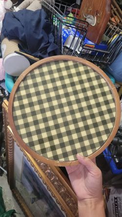 Cake stand