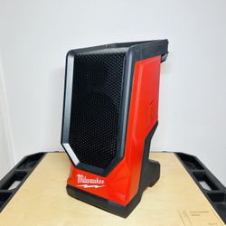 MILWAUKEE JOBSITE M18 SPEAKER 