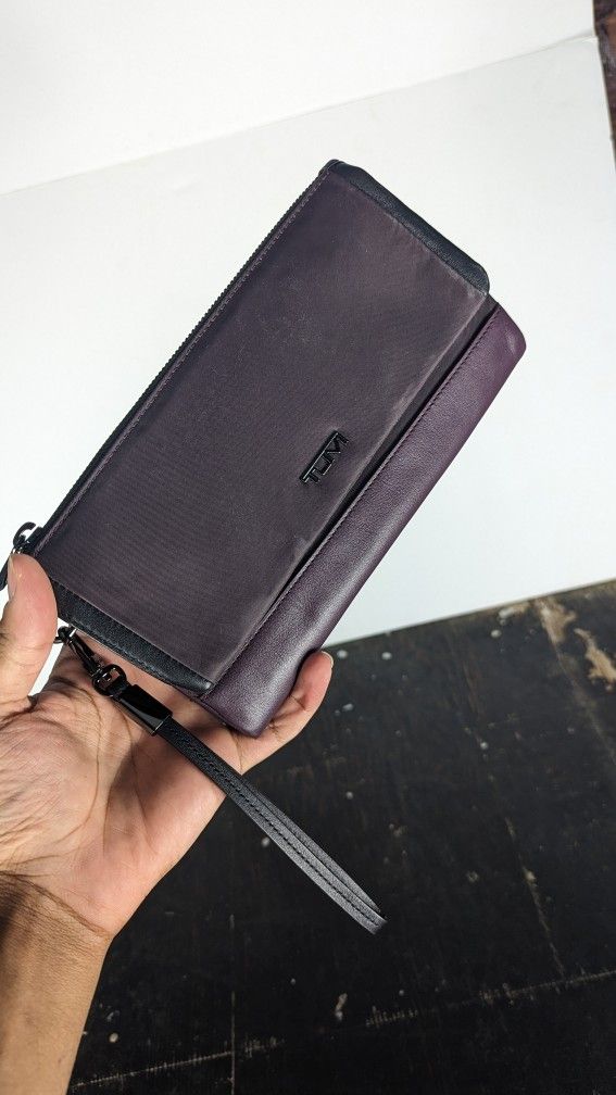 TUMI Travel Wallet Limited Edition