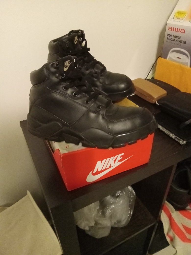 Nike Rynodome Acgs Size 10