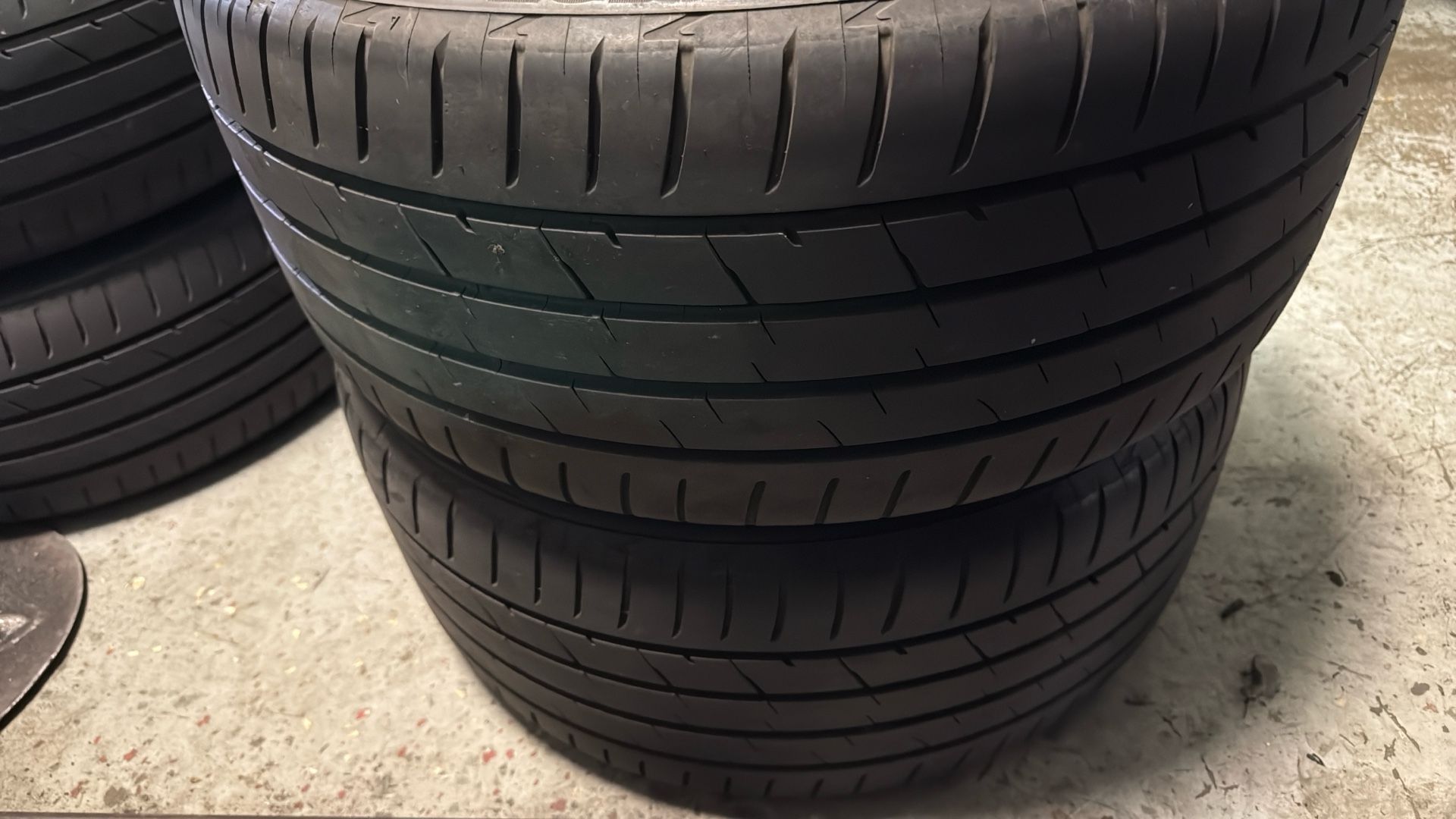 265/35 R19 Bridgestone Potenza x2