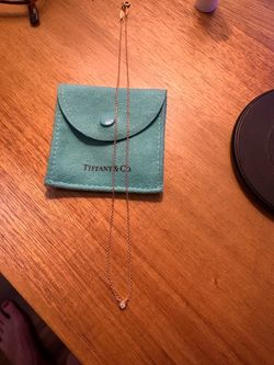 Tiffany gold necklace with diamond