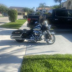 2016 Police Road King 