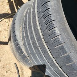 2 tires Michelin