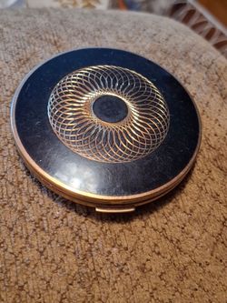 Vintage compact