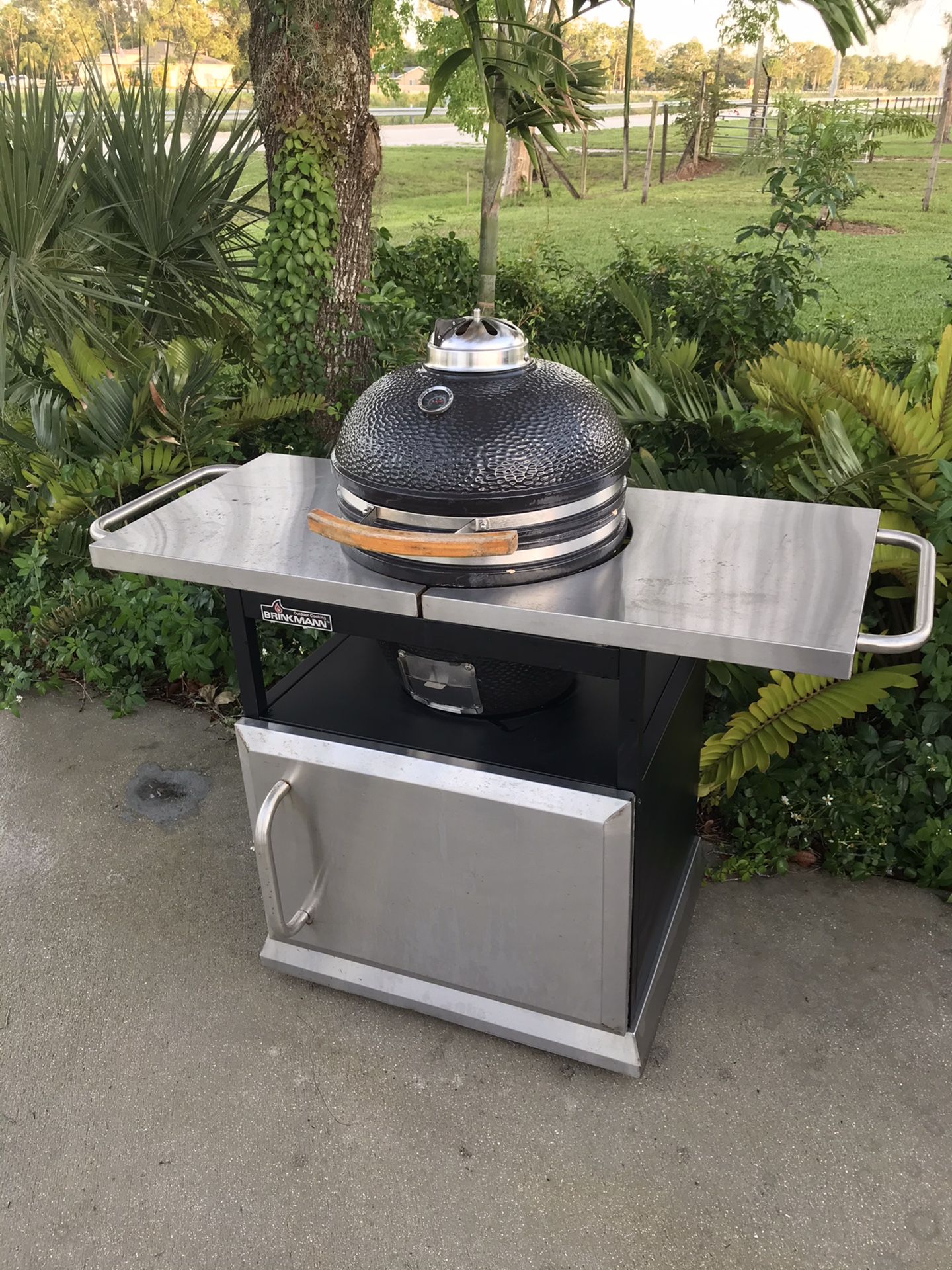 Brinkmann Trailmaster Ceramic Egg Charcoal Grill Smoker Stainless Cart