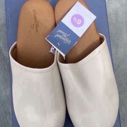 Universal Thread Goods Co. Cream Magnolia Heels/Wedges 6.5 Womens