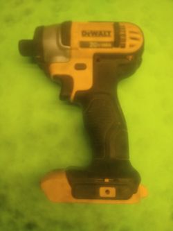 DeWalt 1/4" Impact Driver 18V *Tool*