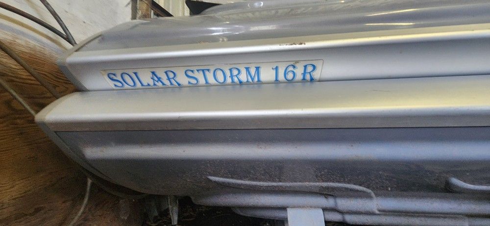 Solar Storm 16R Tanning Bed