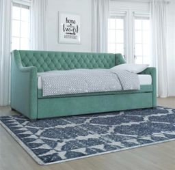 Like New Teal Velvet Tufted Twin Daybed w/ Trundle