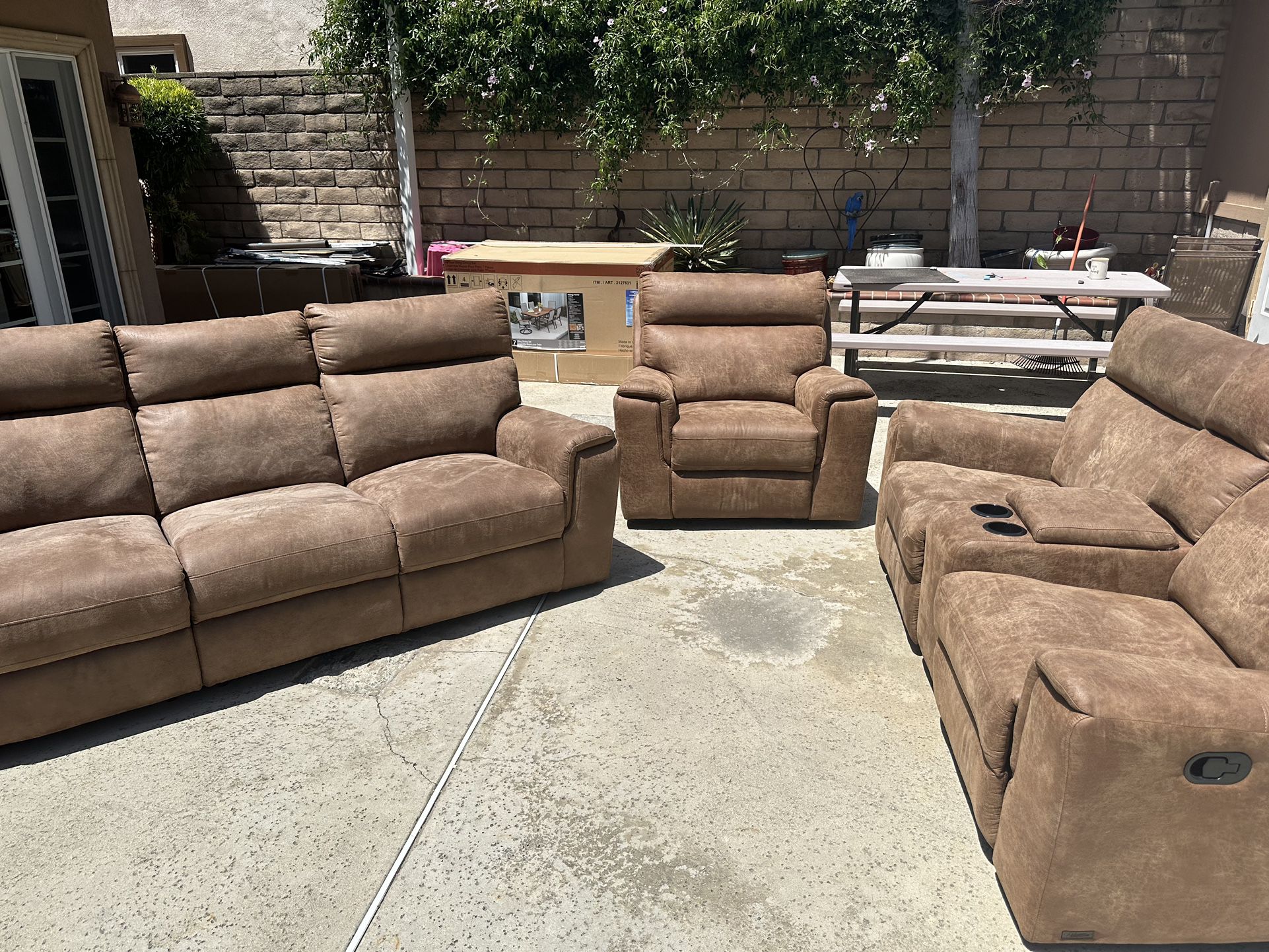 Microfiber/Suede Couches