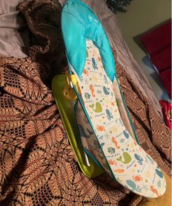 Baby bath seat