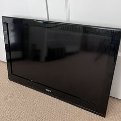 32 in SEIKI Flat Panel LCD Television 
