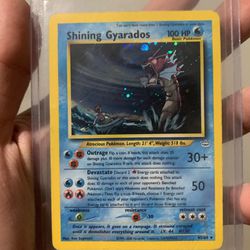 Shining Gyrados Pokemon 