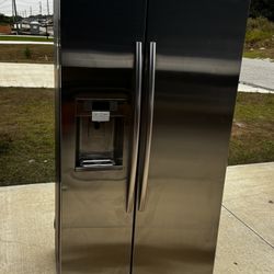 Samsung Refrigerator 