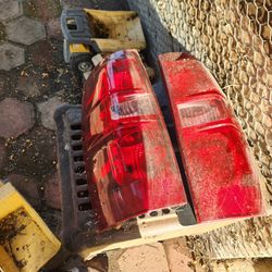 2007 Chevy Tahoe tail lights