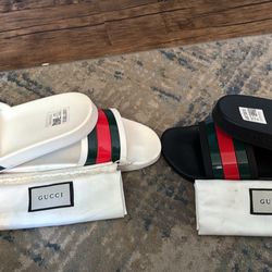 2 pairs - Gucci Slides