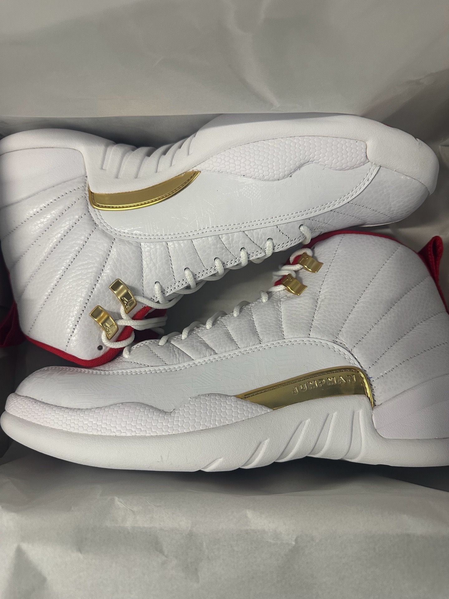 Jordan retro 12 brand new 10.5