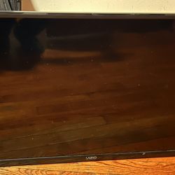 Vizio TV D32HG9